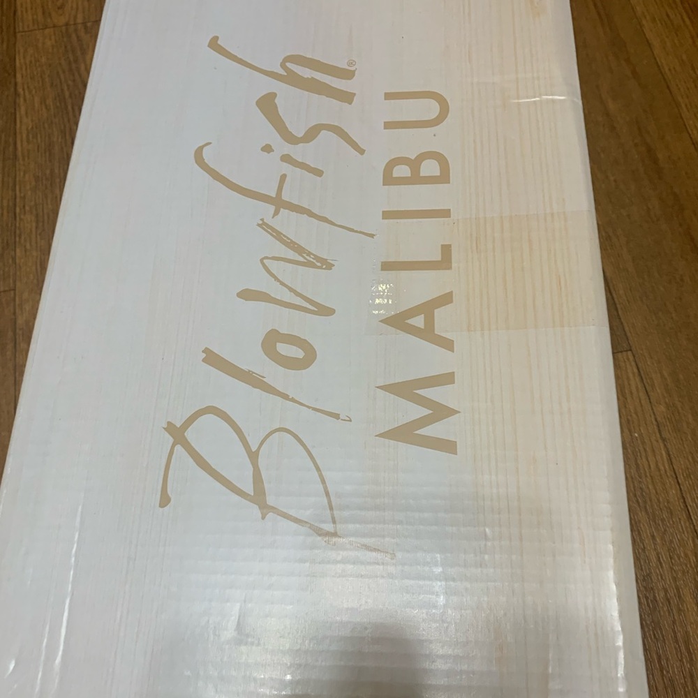 Women’s Blowfish Malibu Leo sneakers size 11 NWT - Picture 7 of 13